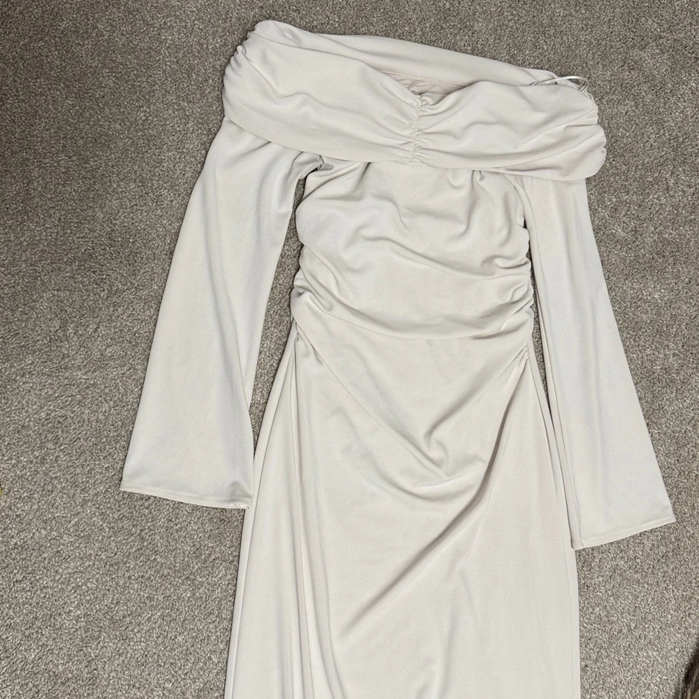 Off-The-Shoulder Bell Sleeve Dress BHLDN - Picture 4 of 10